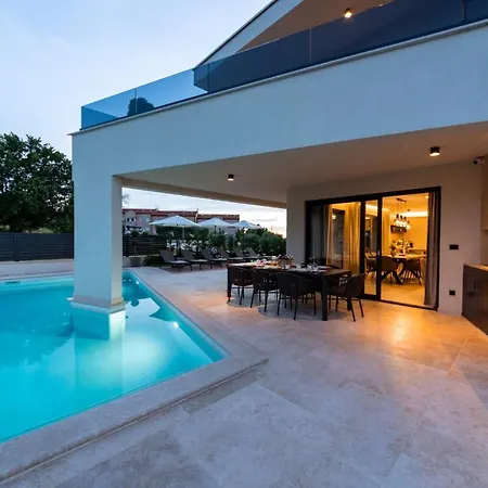 Perla Villa